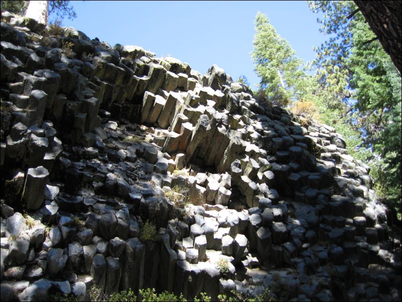 2006-10-07 Devils (31) More postpile